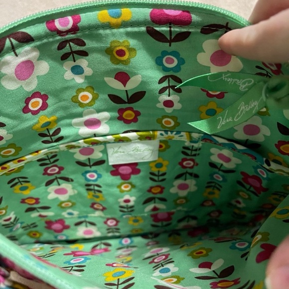 Vera Bradley Tutti Frutti Crossbody Hipster NWT - Picture 8 of 9